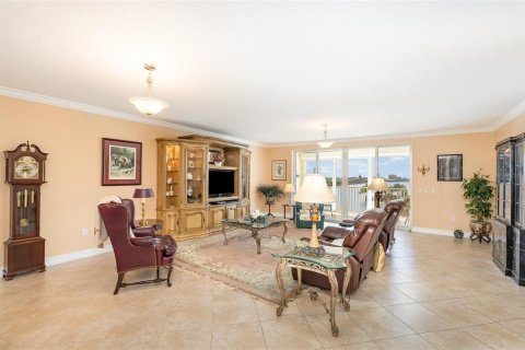 Condo in Merrit Island, Florida, 3 bedrooms  № 1613036 - photo 5