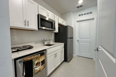 Casa en alquiler en Clermont, Florida, 1 dormitorio, 195.93 m2 № 1912036 - foto 9