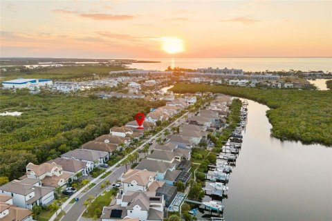 Casa en venta en Ruskin, Florida, 3 dormitorios, 240.71 m2 № 2199509 - foto 2