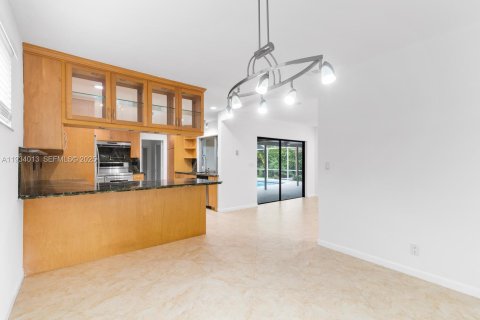 Casa en alquiler en Hollywood, Florida, 3 dormitorios, 155.15 m2 № 1992257 - foto 7