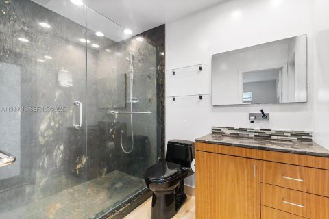 Casa en alquiler en Hollywood, Florida, 3 dormitorios, 155.15 m2 № 1992257 - foto 12