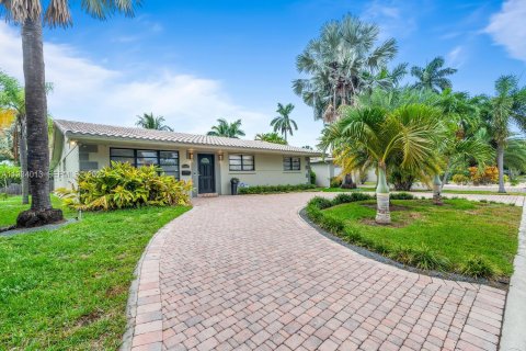 Casa en alquiler en Hollywood, Florida, 3 dormitorios, 155.15 m2 № 1992257 - foto 1