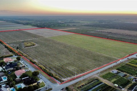 Land in Homestead, Florida № 2080710
