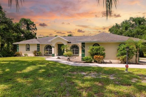 House in Osprey, Florida 5 bedrooms, 311.59 sq.m. № 2330345