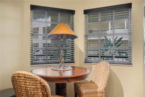 Copropriété à vendre à Tampa, Floride: 2 chambres, 104.14 m2 № 2406303 - photo 10