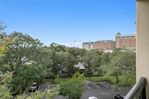 Copropriété à vendre à Tampa, Floride: 2 chambres, 104.14 m2 № 2406303 - photo 17