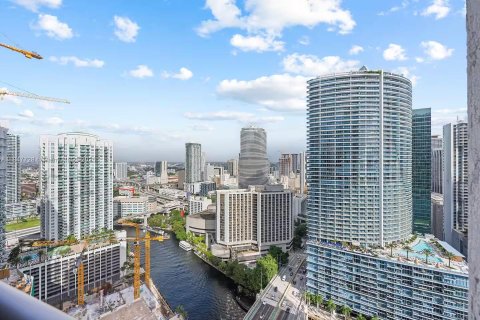 Condominio en venta en Miami, Florida, 1 dormitorio, 73.39 m2 № 1848303 - foto 14