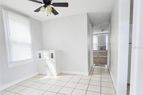 Apartamento en alquiler en Winter Haven, Florida, 1 dormitorio, 57.6 m2 № 1908849 - foto 3