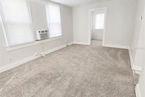 Apartamento en alquiler en Winter Haven, Florida, 1 dormitorio, 57.6 m2 № 1908849 - foto 10