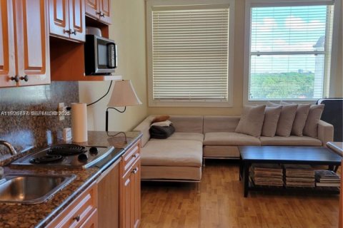 Condominio en venta en Coral Gables, Florida, 39.02 m2 № 1986652 - foto 4