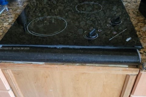 Condominio en venta en Coral Gables, Florida, 39.02 m2 № 1986652 - foto 8