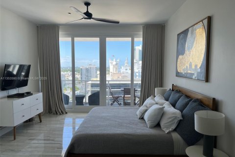 Condominio en alquiler en Miami Beach, Florida, 2 dormitorios, 138.42 m2 № 2018990 - foto 28