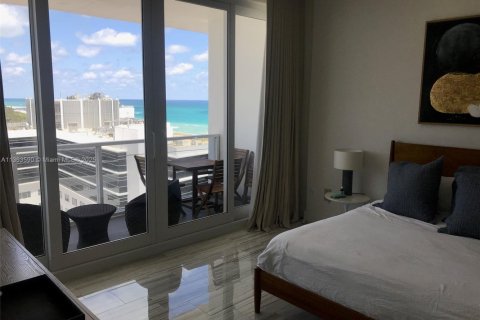Condominio en alquiler en Miami Beach, Florida, 2 dormitorios, 138.42 m2 № 2018990 - foto 25