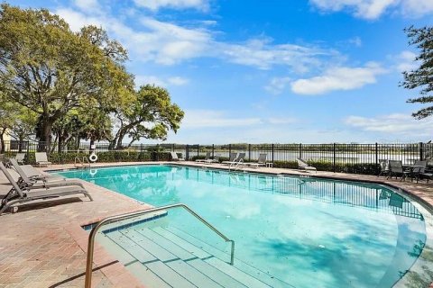 Touwnhouse à louer à Riverview, Floride: 3 chambres, 152.73 m2 № 2383835 - photo 9