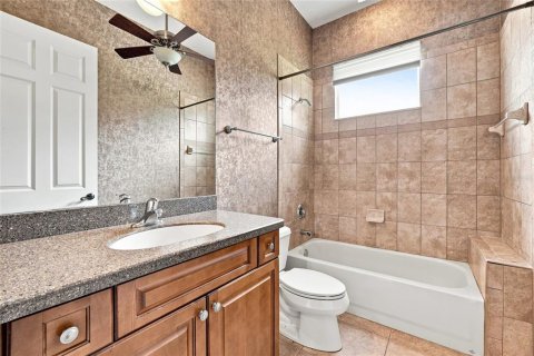 Villa ou maison à vendre à Clermont, Floride: 4 chambres, 322.37 m2 № 2283583 - photo 25