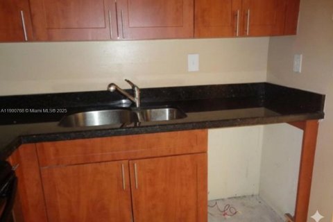 Купить кондоминиум в Майами, Флорида 2 спальни, 96.25м2, № 1951650 - фото 8