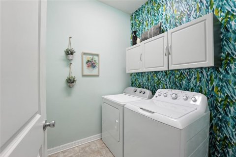 House in Melbourne, Florida 4 bedrooms, 184.23 sq.m. № 1919646 - photo 27