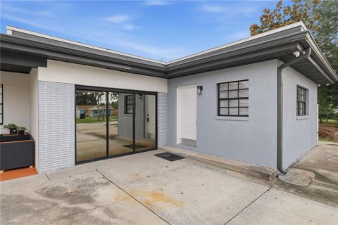 Villa ou maison à vendre à Tampa, Floride: 3 chambres, 201.13 m2 № 2277500 - photo 4