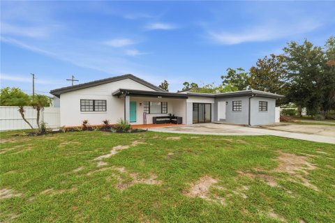 Villa ou maison à vendre à Tampa, Floride: 3 chambres, 201.13 m2 № 2277500 - photo 5