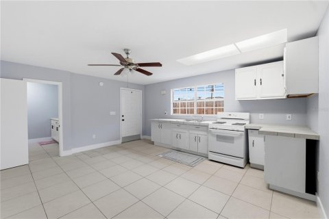 Villa ou maison à vendre à Tampa, Floride: 3 chambres, 201.13 m2 № 2277500 - photo 26