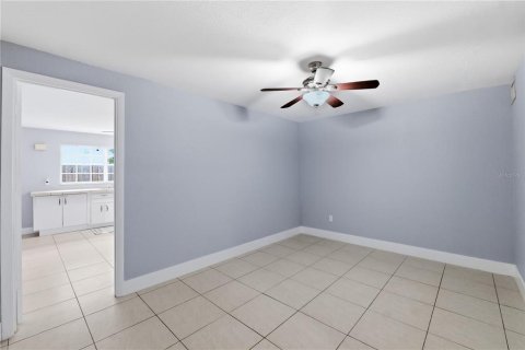 Villa ou maison à vendre à Tampa, Floride: 3 chambres, 201.13 m2 № 2277500 - photo 24