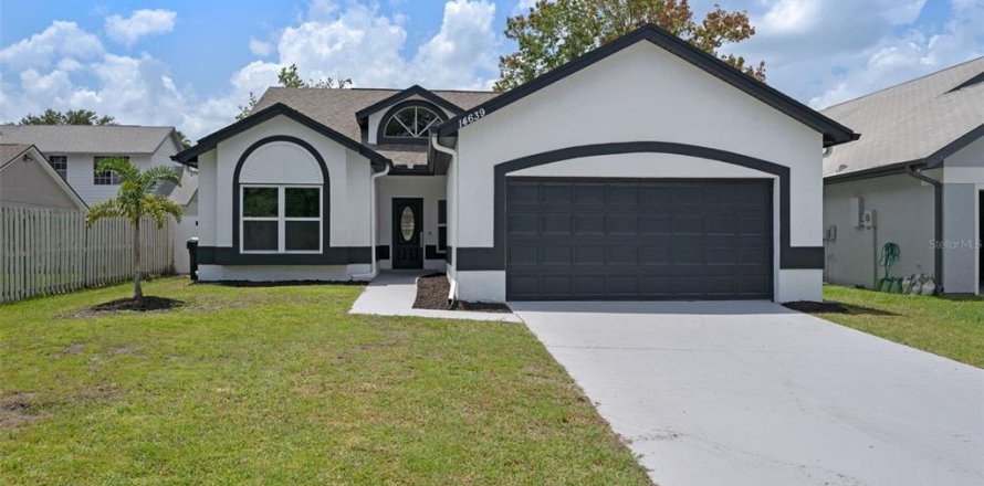 House in Orlando, Florida 3 bedrooms, 145.48 sq.m. № 1778138