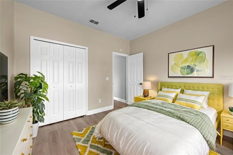 House in Orlando, Florida 3 bedrooms, 145.48 sq.m. № 1778138 - photo 16