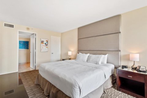 Condominio en venta en Fort Lauderdale, Florida, 1 dormitorio, 59.36 m2 № 2250477 - foto 25