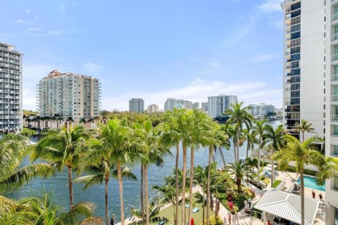 Condominio en venta en Fort Lauderdale, Florida, 1 dormitorio, 59.36 m2 № 2250477 - foto 15