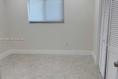 Снять в аренду виллу или дом в Майами, Флорида 2 спальни, 139.35м2, № 2038523 - фото 12