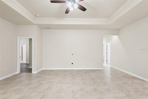 Villa ou maison à vendre à Valrico, Floride: 4 chambres, 225.38 m2 № 2395745 - photo 6