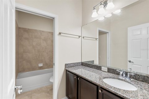 Villa ou maison à vendre à Valrico, Floride: 4 chambres, 225.38 m2 № 2395745 - photo 11