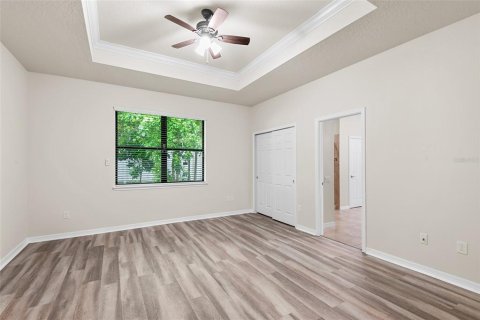 Villa ou maison à vendre à Valrico, Floride: 4 chambres, 225.38 m2 № 2395745 - photo 7