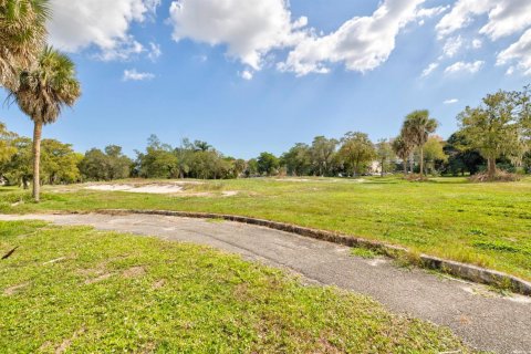 Condo in Lauderhill, Florida, 2 bedrooms № 2245385 - photo 24