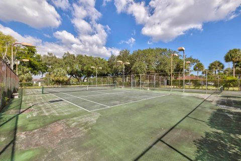 Condo in Lauderhill, Florida, 2 bedrooms № 2245385 - photo 26