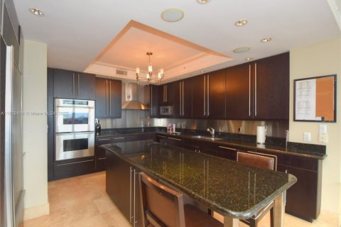 Condominio en venta en Aventura, Florida, 4 dormitorios, 332.13 m2 № 1981635 - foto 3