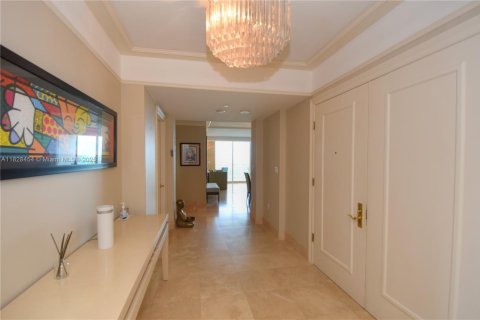 Condominio en venta en Aventura, Florida, 4 dormitorios, 332.13 m2 № 1981635 - foto 29