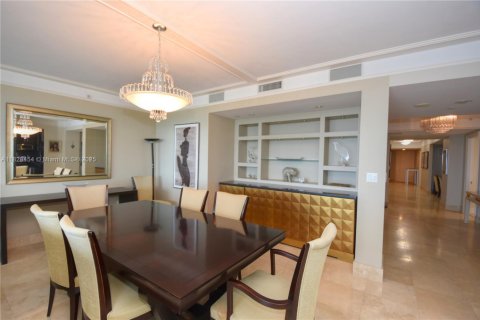 Condominio en venta en Aventura, Florida, 4 dormitorios, 332.13 m2 № 1981635 - foto 6