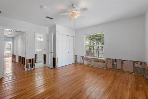 House in Saint Petersburg, Florida 3 bedrooms, 257.71 sq.m. № 1602433 - photo 27