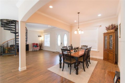 Casa en venta en Kissimmee, Florida, 4 dormitorios, 337.89 m2 № 1373821 - foto 10