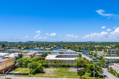 Commercial property in Pompano Beach, Florida № 1763718 - photo 2
