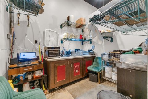 Propiedad comercial en venta en Coral Springs, Florida № 1941072 - foto 29