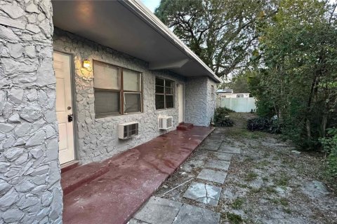 Apartment in Fort Lauderdale, Florida 2 bedrooms, 69.68 sq.m. № 2008177 - photo 2