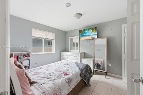 Casa en venta en West Park, Florida, 4 dormitorios, 131.92 m2 № 2000652 - foto 15