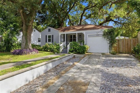 Casa en venta en Tampa, Florida, 3 dormitorios, 135.82 m2 № 2220416 - foto 2