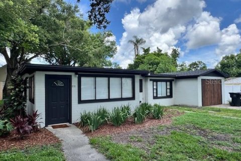 House in Orlando, Florida 4 bedrooms, 116.59 sq.m. № 1899271 - photo 30