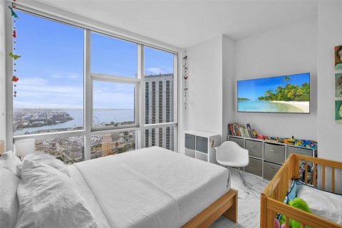 Copropriété à vendre à Miami, Floride: 4 chambres, 203.27 m2 № 2052665 - photo 17