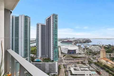 Copropriété à vendre à Miami, Floride: 4 chambres, 203.27 m2 № 2052665 - photo 29