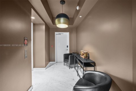 Copropriété à vendre à Miami, Floride: 4 chambres, 203.27 m2 № 2052665 - photo 22