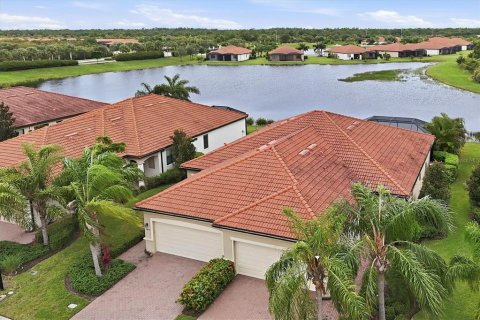 Villa ou maison à vendre à Venice, Floride: 3 chambres, 131.55 m2 № 2404599 - photo 2